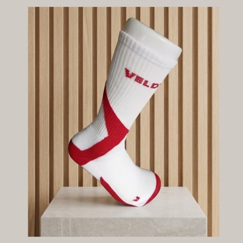 VELDTSTRIDE active sock in red and white